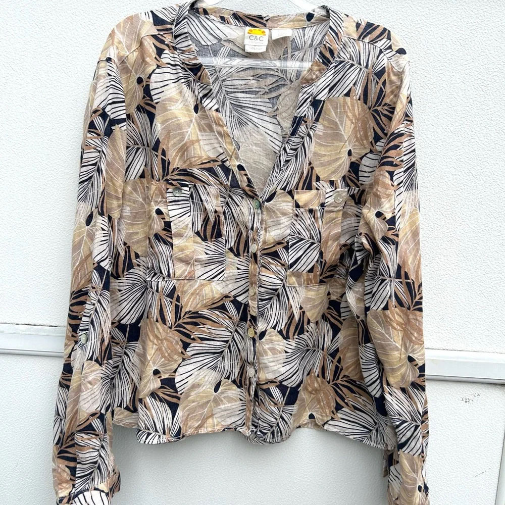 C&C California Linen Top Women XL Leaf Print Neutral Multi Button Front Resort - Picture 11 of 15